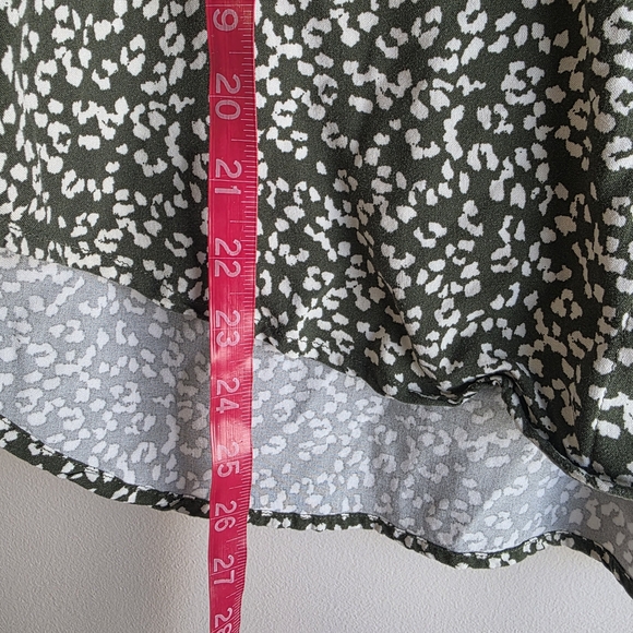 Green and White Patterned Women's Top - Picture 7 of 7